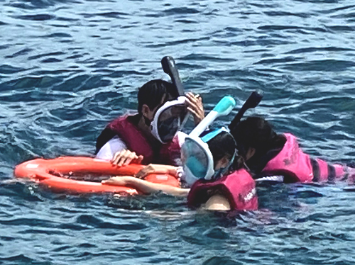 體驗浮潛教學