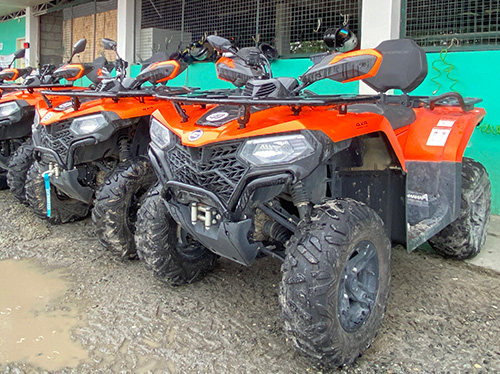 四輪傳動越野ATV
